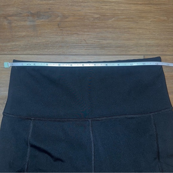 AE Black “The Everything Pocket Legging” size medium - Picture 10 of 11